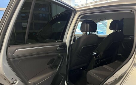 Volkswagen Tiguan II, 2018 год, 2 930 000 рублей, 25 фотография
