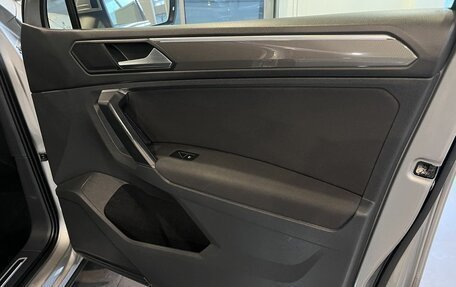 Volkswagen Tiguan II, 2018 год, 2 930 000 рублей, 28 фотография