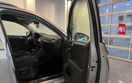 Volkswagen Tiguan II, 2018 год, 2 930 000 рублей, 27 фотография