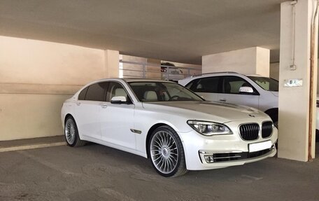 BMW 7 серия, 2012 год, 3 000 000 рублей, 5 фотография