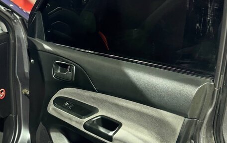 Mitsubishi Lancer IX, 2004 год, 200 000 рублей, 9 фотография