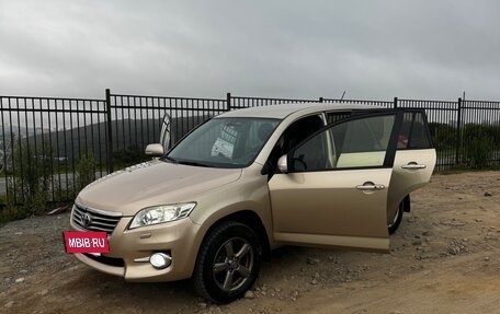 Toyota RAV4, 2012 год, 1 380 000 рублей, 2 фотография