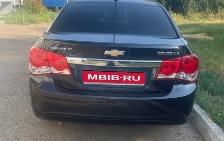 Chevrolet Cruze II, 2011 год, 620 000 рублей, 2 фотография