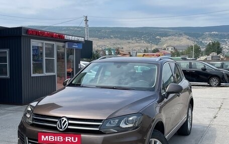 Volkswagen Touareg III, 2012 год, 1 350 000 рублей, 11 фотография