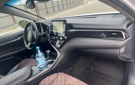Toyota Camry, 2021 год, 2 800 000 рублей, 7 фотография