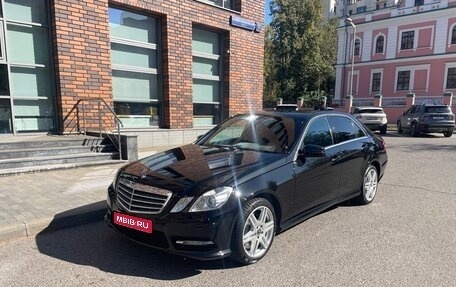 Mercedes-Benz E-Класс, 2013 год, 1 490 000 рублей, 1 фотография
