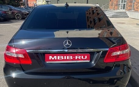 Mercedes-Benz E-Класс, 2013 год, 1 490 000 рублей, 6 фотография