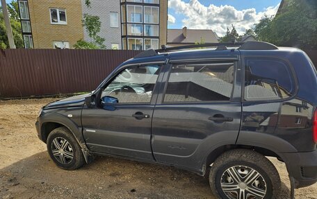 Chevrolet Niva I рестайлинг, 2011 год, 430 000 рублей, 4 фотография