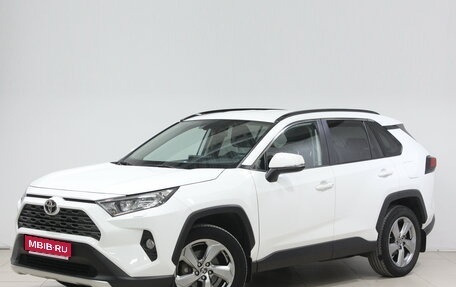 Toyota RAV4, 2021 год, 3 340 000 рублей, 1 фотография