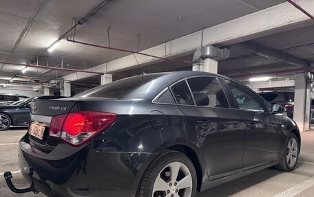 Chevrolet Cruze II, 2012 год, 950 000 рублей, 4 фотография