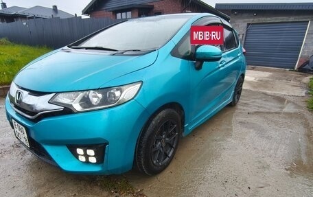Honda Fit III, 2013 год, 565 000 рублей, 2 фотография