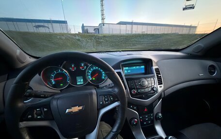 Chevrolet Cruze II, 2011 год, 520 000 рублей, 10 фотография