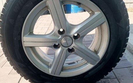 Toyota Porte II, 2009 год, 550 000 рублей, 33 фотография