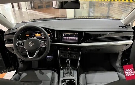 Volkswagen Passat B8 рестайлинг, 2023 год, 1 750 000 рублей, 15 фотография