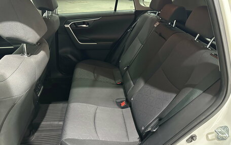 Toyota RAV4, 2021 год, 3 340 000 рублей, 22 фотография