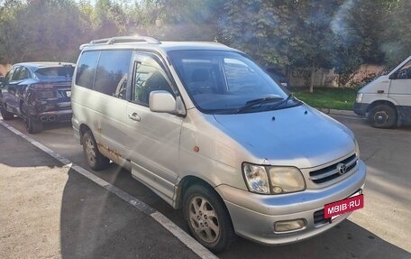 Toyota Town Ace III, 2000 год, 350 000 рублей, 3 фотография