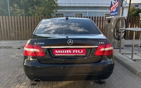 Mercedes-Benz E-Класс, 2011 год, 1 400 000 рублей, 4 фотография