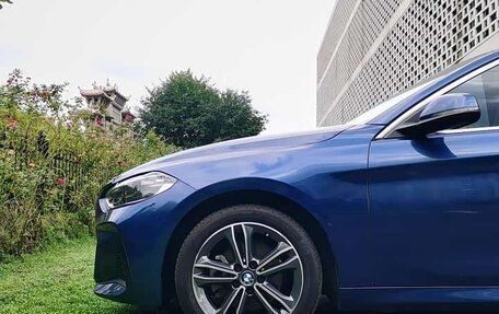 BMW 1 серия, 2022 год, 1 590 000 рублей, 7 фотография