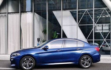 BMW 1 серия, 2022 год, 1 590 000 рублей, 6 фотография