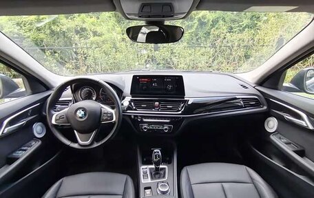 BMW 1 серия, 2022 год, 1 590 000 рублей, 15 фотография
