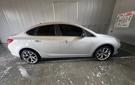 Opel Astra J, 2013 год, 630 000 рублей, 6 фотография