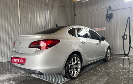 Opel Astra J, 2013 год, 630 000 рублей, 5 фотография