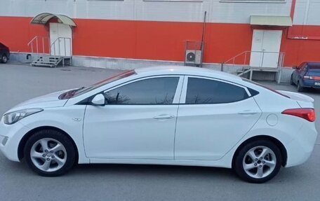 Hyundai Elantra V, 2012 год, 960 000 рублей, 8 фотография