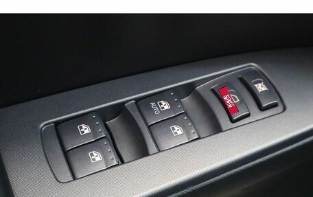 SsangYong Kyron I, 2012 год, 899 000 рублей, 13 фотография