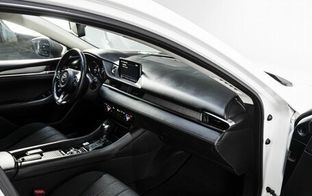 Mazda 6, 2021 год, 2 100 000 рублей, 15 фотография