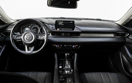 Mazda 6, 2021 год, 2 100 000 рублей, 17 фотография