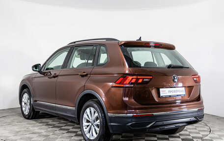 Volkswagen Tiguan II, 2020 год, 1 999 000 рублей, 7 фотография
