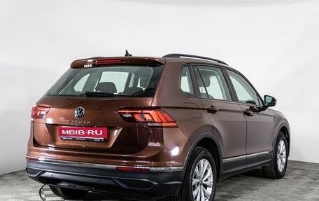 Volkswagen Tiguan II, 2020 год, 1 999 000 рублей, 5 фотография