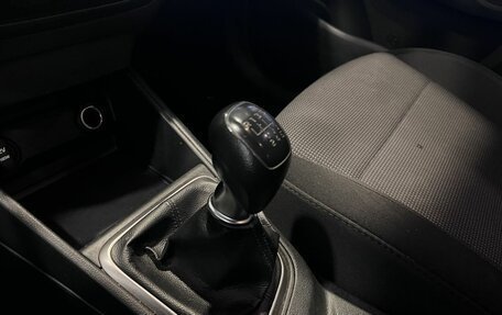 Hyundai Solaris II рестайлинг, 2020 год, 1 250 000 рублей, 26 фотография