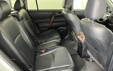Toyota Highlander III, 2013 год, 2 149 000 рублей, 16 фотография