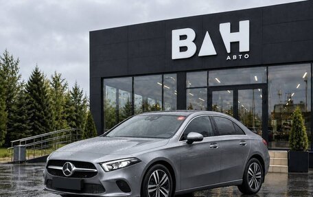 Mercedes-Benz A-Класс, 2021 год, 2 353 000 рублей, 1 фотография