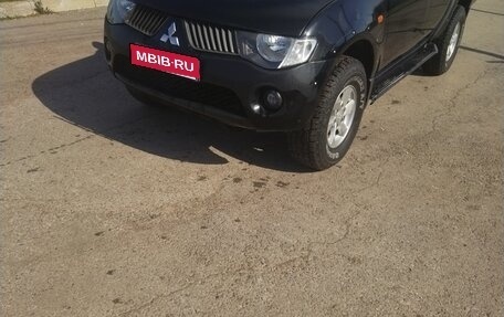 Mitsubishi L200 IV рестайлинг, 2007 год, 950 000 рублей, 1 фотография