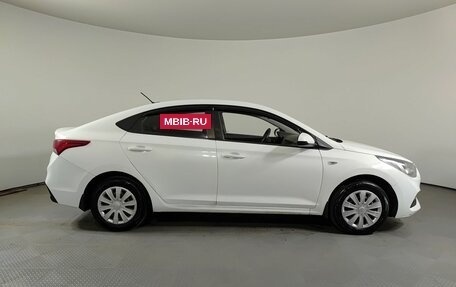 Hyundai Solaris II рестайлинг, 2019 год, 990 000 рублей, 4 фотография