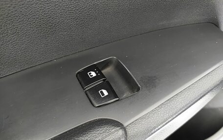 Hyundai Solaris II рестайлинг, 2019 год, 990 000 рублей, 19 фотография