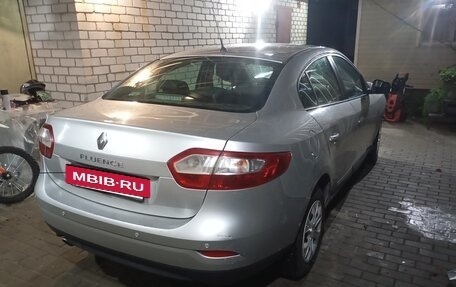 Renault Fluence I, 2012 год, 250 000 рублей, 2 фотография