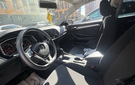 Volkswagen Jetta VII, 2018 год, 1 790 000 рублей, 2 фотография
