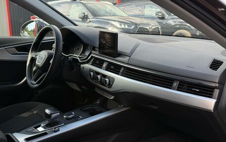 Audi A4, 2017 год, 2 290 000 рублей, 13 фотография