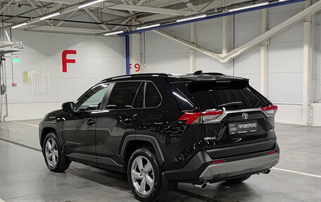 Toyota RAV4, 2020 год, 3 340 000 рублей, 7 фотография