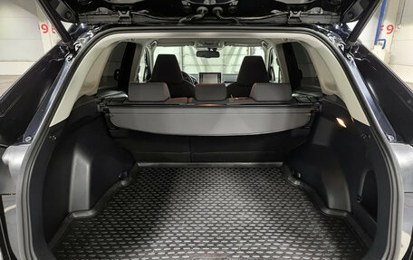Toyota RAV4, 2020 год, 3 340 000 рублей, 10 фотография