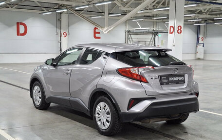 Toyota C-HR I рестайлинг, 2019 год, 2 125 000 рублей, 7 фотография