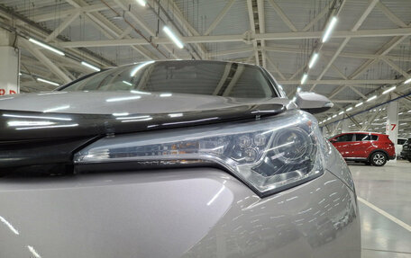 Toyota C-HR I рестайлинг, 2019 год, 2 125 000 рублей, 17 фотография