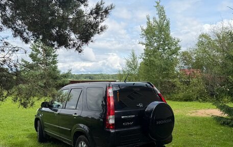 Honda CR-V II рестайлинг, 2005 год, 700 000 рублей, 2 фотография