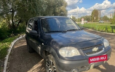 Chevrolet Niva I рестайлинг, 2017 год, 550 000 рублей, 6 фотография