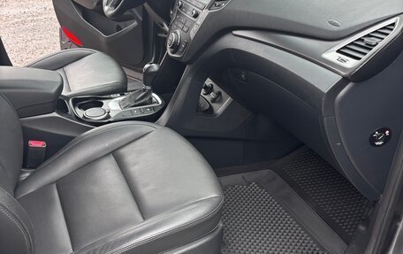 Hyundai Santa Fe III рестайлинг, 2017 год, 2 560 000 рублей, 8 фотография