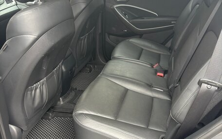 Hyundai Santa Fe III рестайлинг, 2017 год, 2 560 000 рублей, 10 фотография
