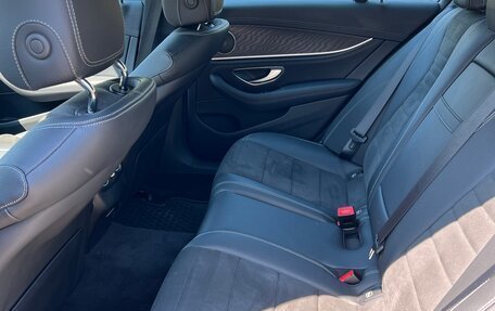 Mercedes-Benz E-Класс, 2020 год, 4 700 000 рублей, 10 фотография